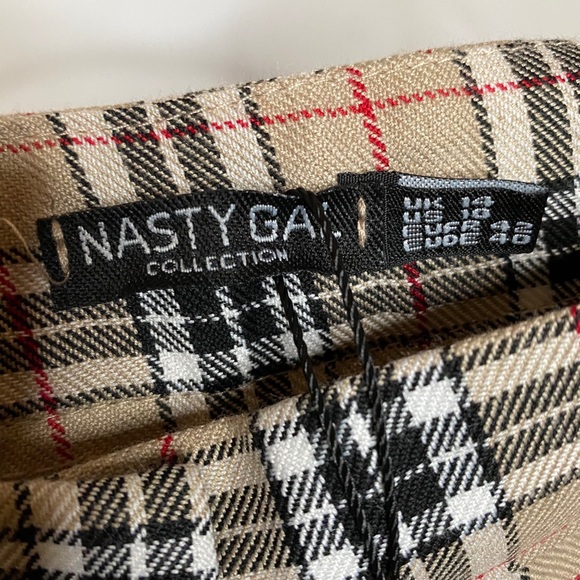 Nasty Gal Beige Checked Pants - Picture 6 of 7